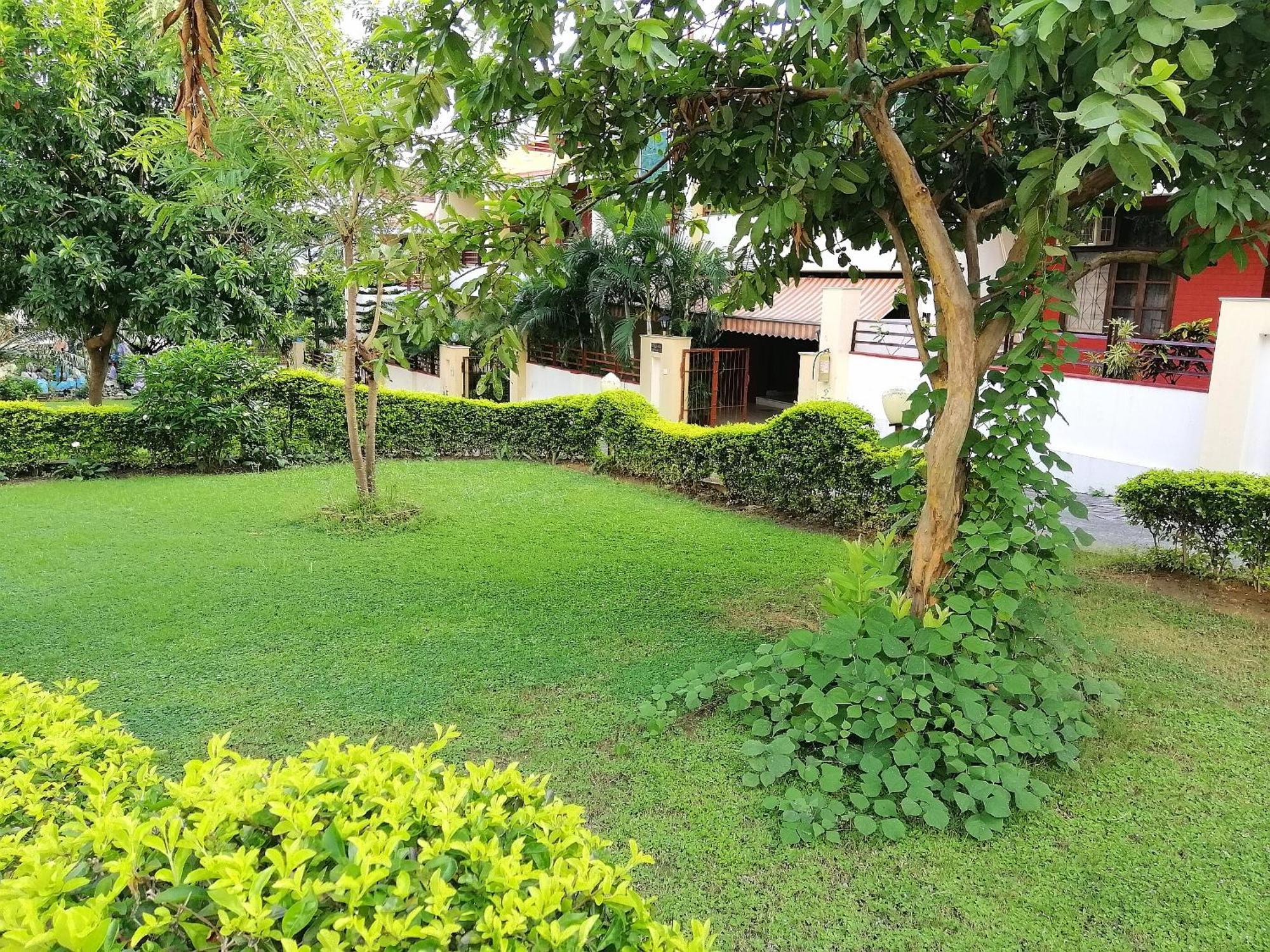 Ganga Vatika Boutique Hotel, Rishīkesh المظهر الخارجي الصورة