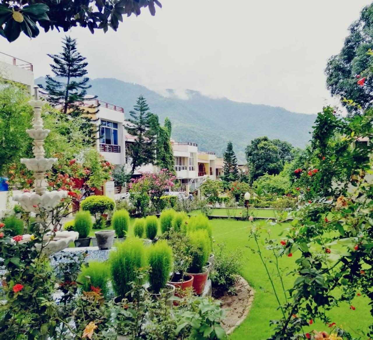 Ganga Vatika Boutique Hotel, Rishīkesh المظهر الخارجي الصورة