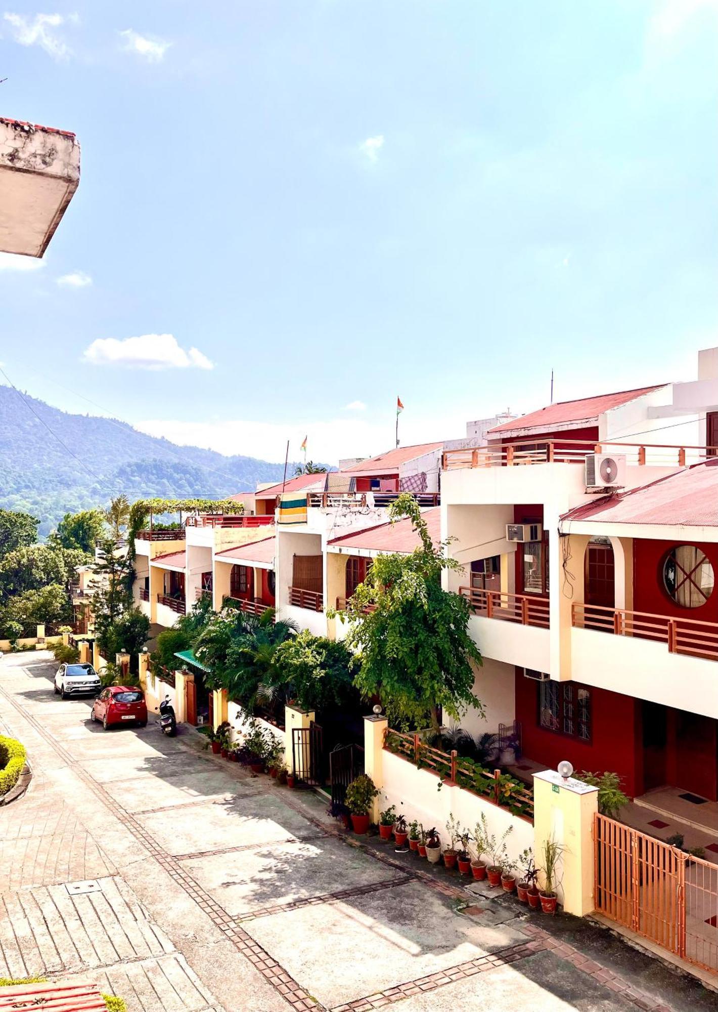 Ganga Vatika Boutique Hotel, Rishīkesh المظهر الخارجي الصورة